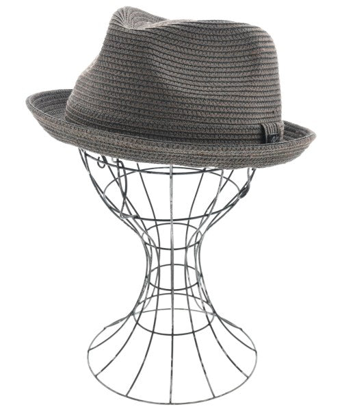 override หมวกฟาง