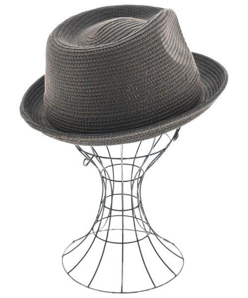 override หมวกฟาง