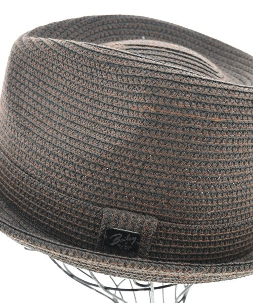 override หมวกฟาง