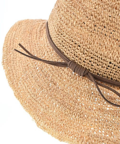 override หมวกฟาง