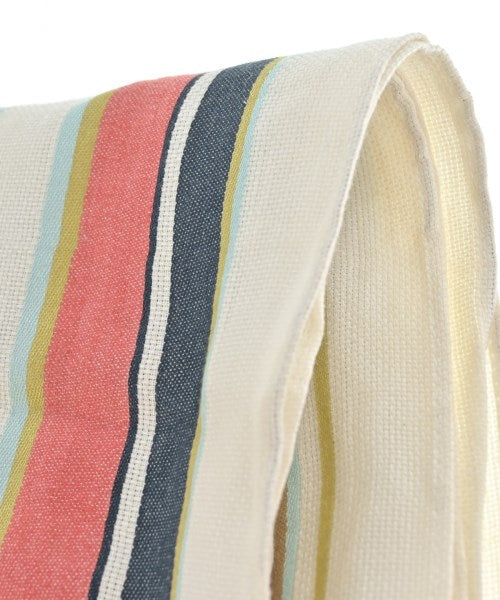 Paul Smith ผ้าคลุมไหล่