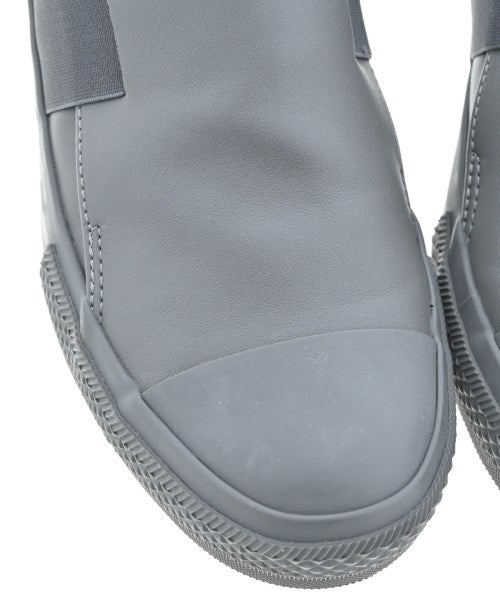 ZUCCa รองเท้าผ้าใบ