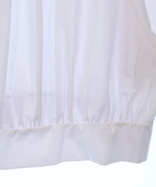 ZUCCa เสื้อยืด/เสื้อท็อปส์