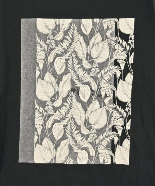ZUCCa เสื้อยืด/เสื้อท็อปส์