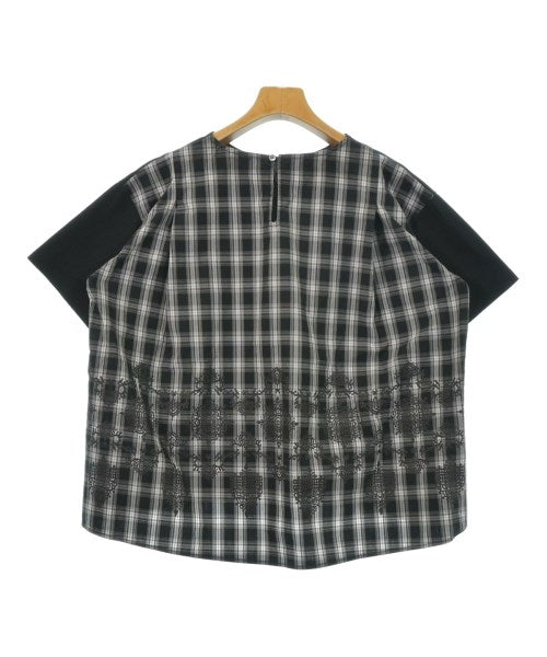 ZUCCa เสื้อยืด/เสื้อท็อปส์