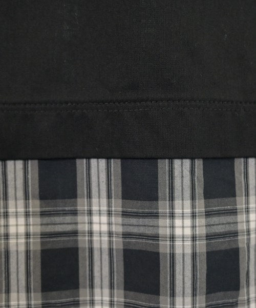 ZUCCa เสื้อยืด/เสื้อท็อปส์