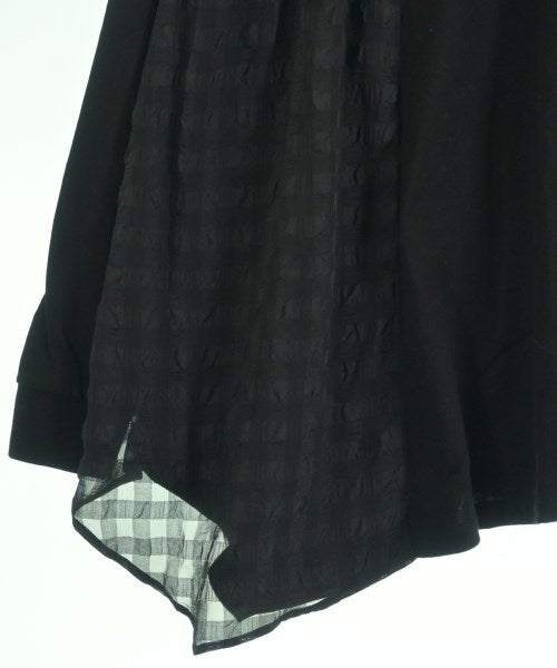 ZUCCa เสื้อยืด/เสื้อท็อปส์