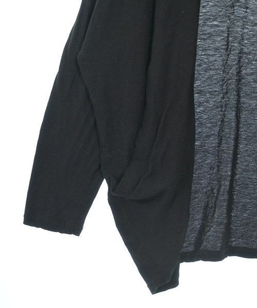 ZUCCa เสื้อยืด/เสื้อท็อปส์