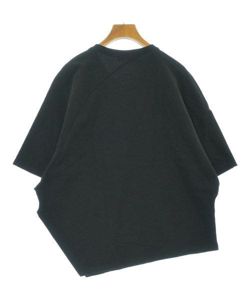 ZUCCa เสื้อยืด/เสื้อท็อปส์