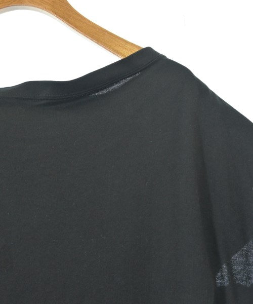 ZUCCa เสื้อยืด/เสื้อท็อปส์