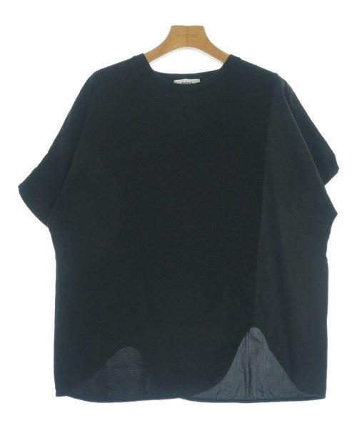 ZUCCa เสื้อยืด/เสื้อท็อปส์