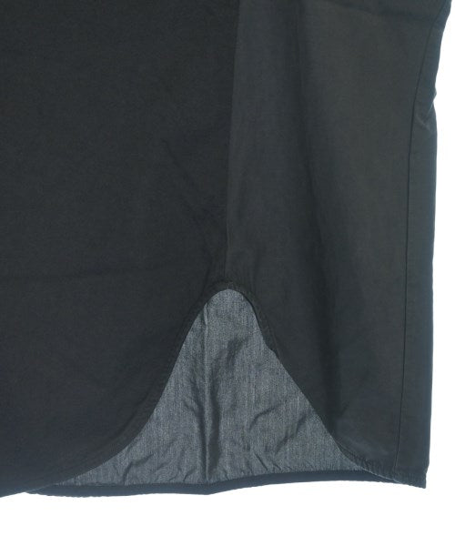 ZUCCa เสื้อยืด/เสื้อท็อปส์