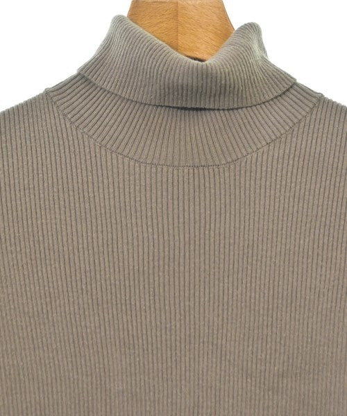 ZUCCa เสื้อกันหนาว