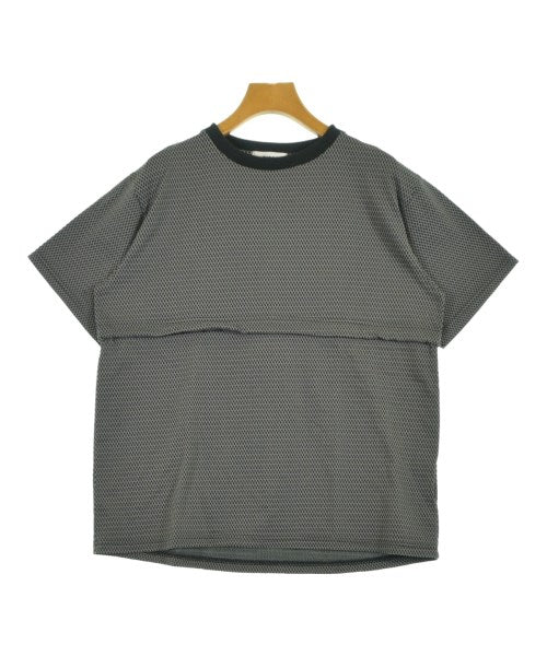 ZUCCa เสื้อยืด/เสื้อท็อปส์