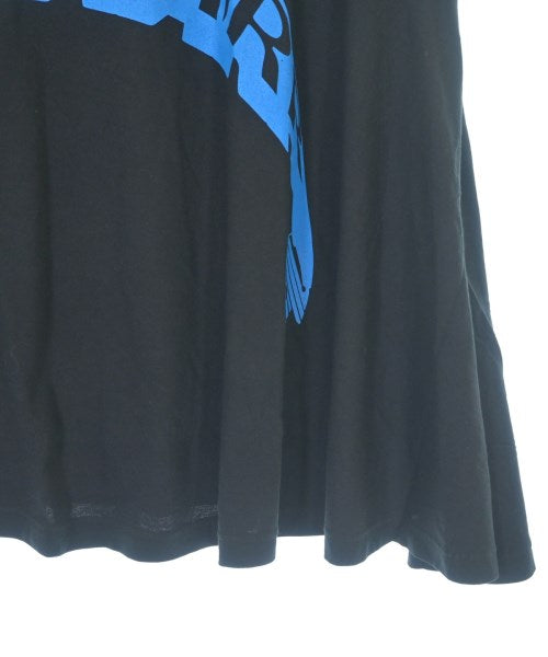 ZUCCa เสื้อยืด/เสื้อท็อปส์