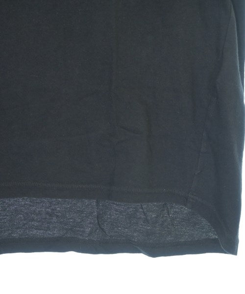 ZUCCa เสื้อยืด/เสื้อท็อปส์