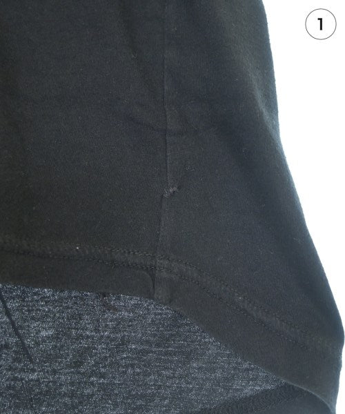 ZUCCa เสื้อยืด/เสื้อท็อปส์