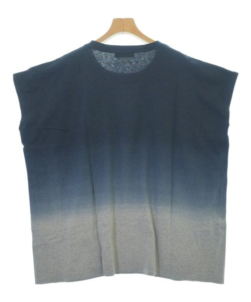 ZUCCa เสื้อยืด/เสื้อท็อปส์