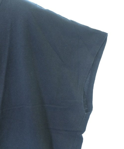 ZUCCa เสื้อยืด/เสื้อท็อปส์