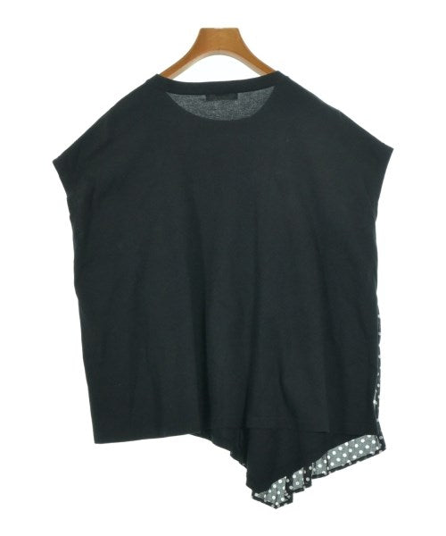 ZUCCa เสื้อยืด/เสื้อท็อปส์