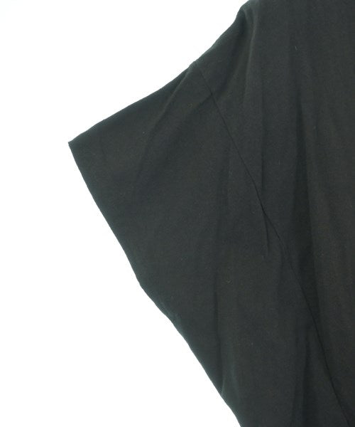 ZUCCa เสื้อยืด/เสื้อท็อปส์