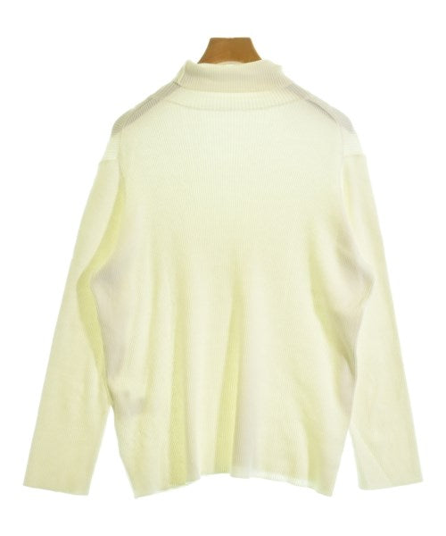 ZUCCa เสื้อกันหนาว