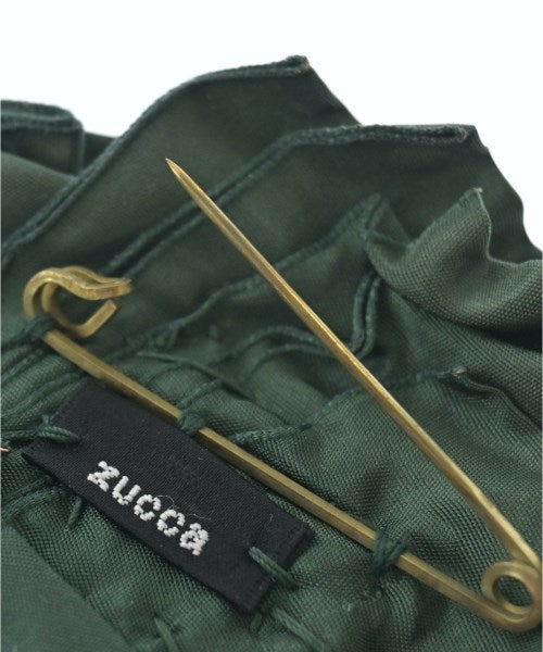ZUCCa เข็มกลัด/ดอกไม้ติดเสื้อ