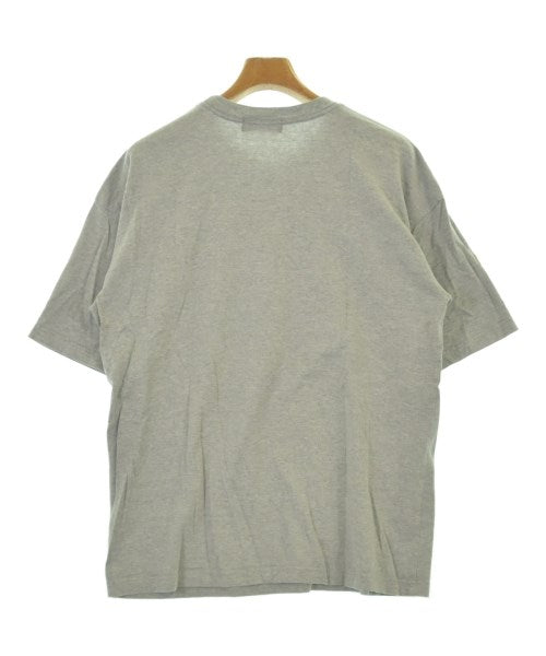 ZUCCa เสื้อยืด/เสื้อท็อปส์