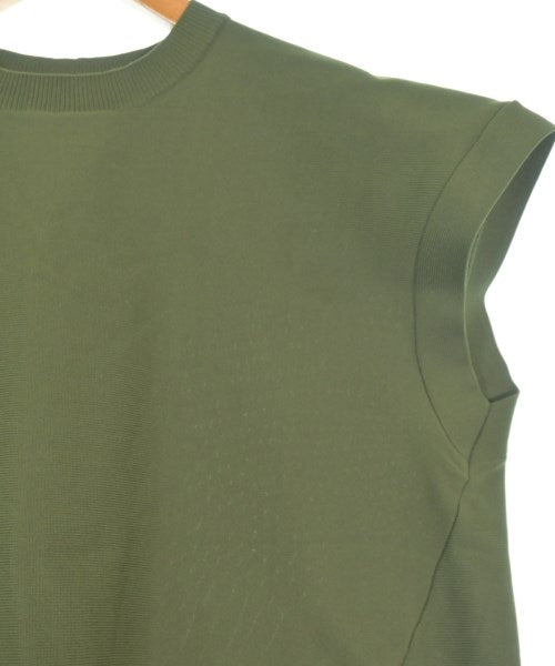 ZUCCa เสื้อแขนกุด