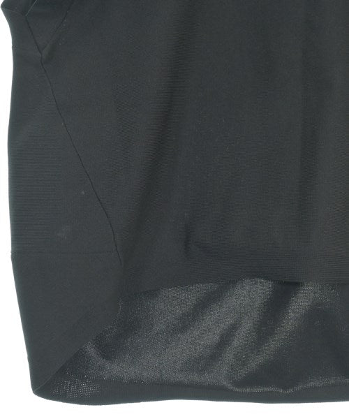 ZUCCa เสื้อแขนกุด