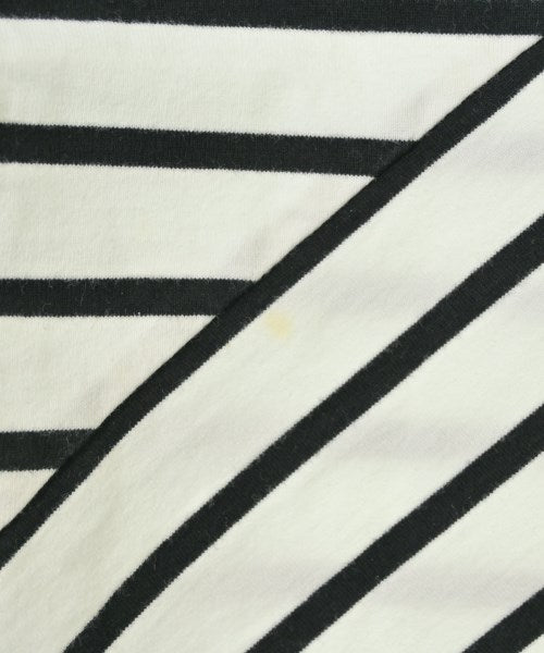 ZUCCa เสื้อยืด/เสื้อท็อปส์