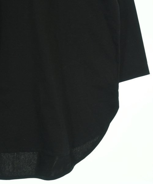ZUCCa เสื้อยืด/เสื้อท็อปส์
