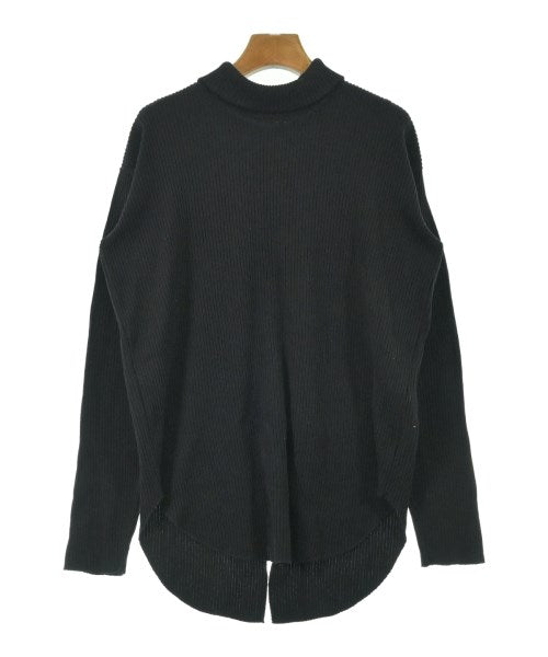 ZUCCa เสื้อกันหนาว