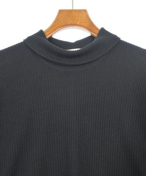 ZUCCa เสื้อกันหนาว