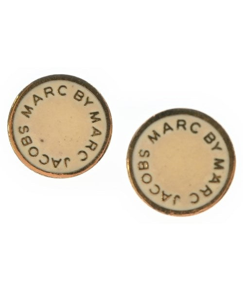MARC BY MARC JACOBS เจาะ