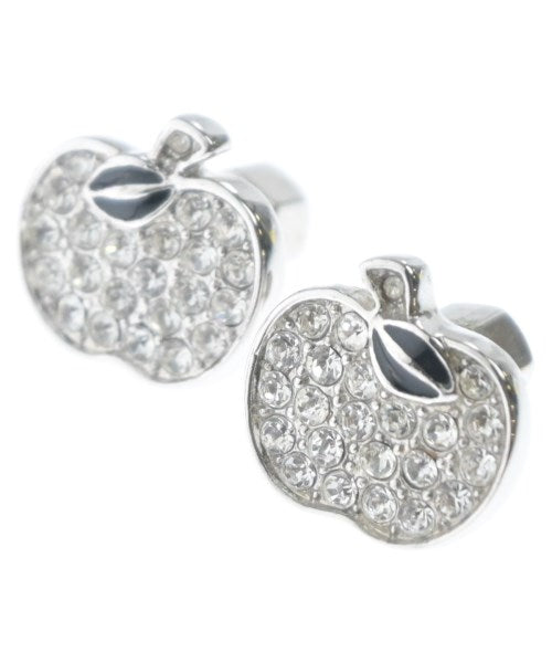 MARC BY MARC JACOBS เจาะ