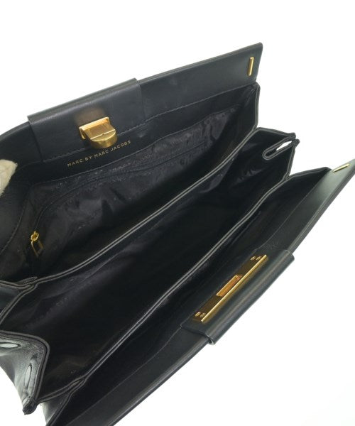 MARC BY MARC JACOBS คลัตช์