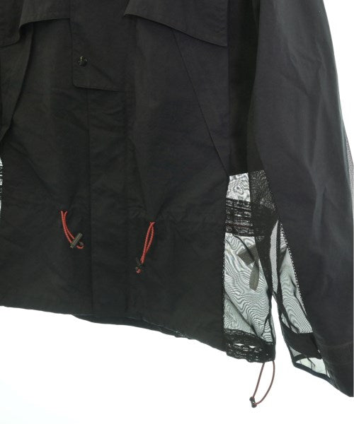 TOGA VIRILIS เสื้อพาร์กาภูเขา