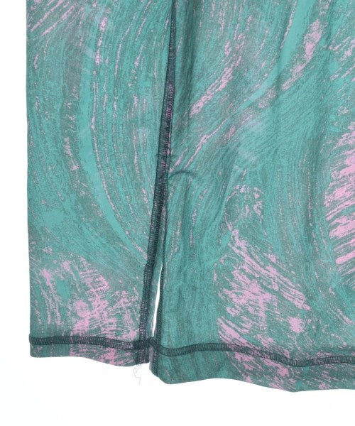 TOGA เสื้อยืด/เสื้อท็อปส์