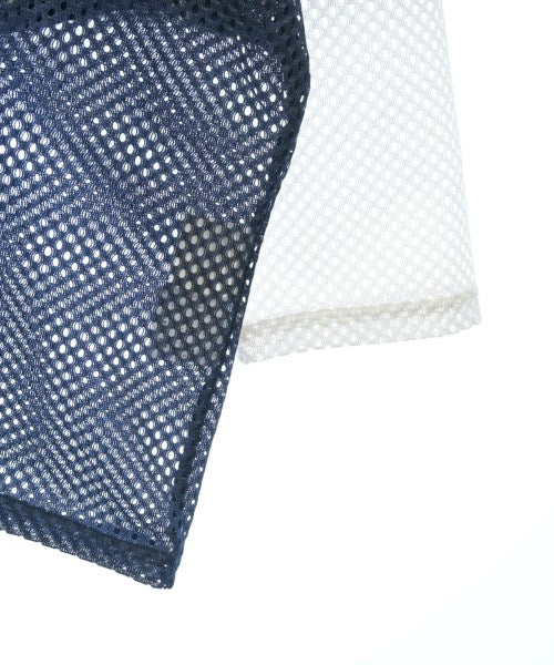 TOGA เสื้อยืด/เสื้อท็อปส์