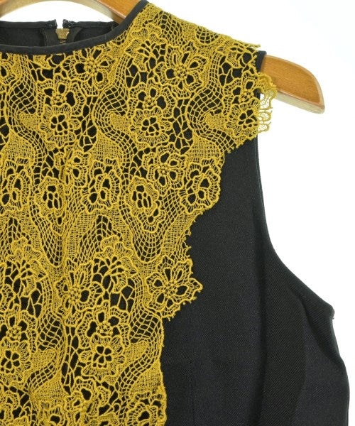 TOGA เสื้อกั๊ก