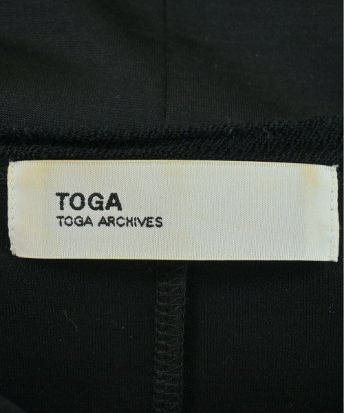 TOGA เสื้อยืด/เสื้อท็อปส์
