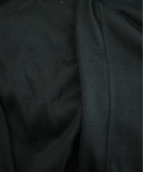 TOGA เสื้อยืด/เสื้อท็อปส์