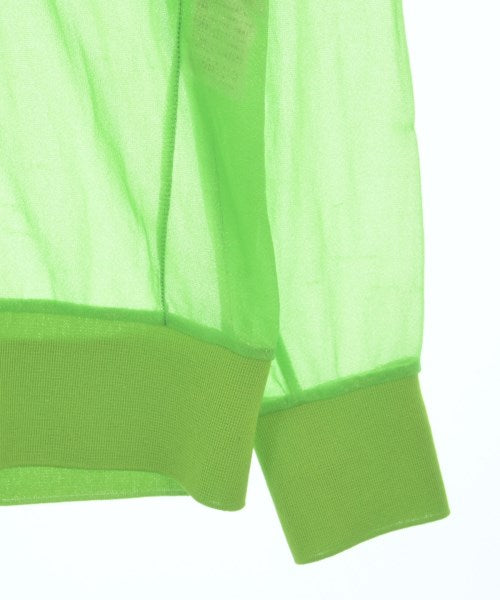 TOGA เสื้อยืด/เสื้อท็อปส์