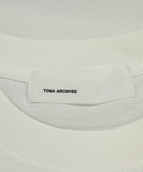 TOGA เสื้อยืด/เสื้อท็อปส์