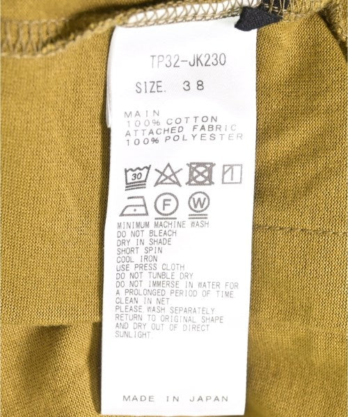 TOGA เสื้อยืด/เสื้อท็อปส์