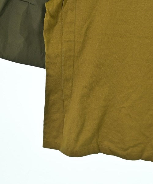 TOGA เสื้อยืด/เสื้อท็อปส์