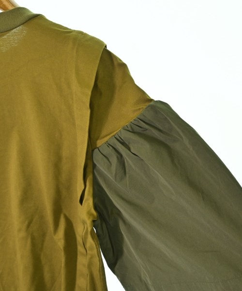 TOGA เสื้อยืด/เสื้อท็อปส์