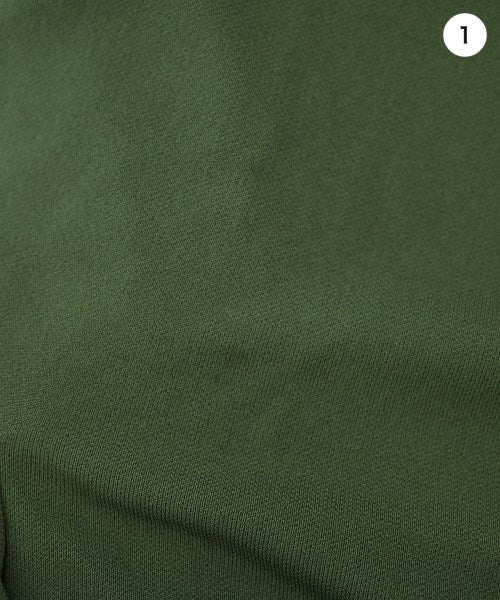 TOGA เสื้อยืด/เสื้อท็อปส์
