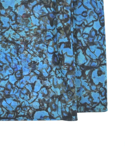 TOGA เสื้อยืด/เสื้อท็อปส์